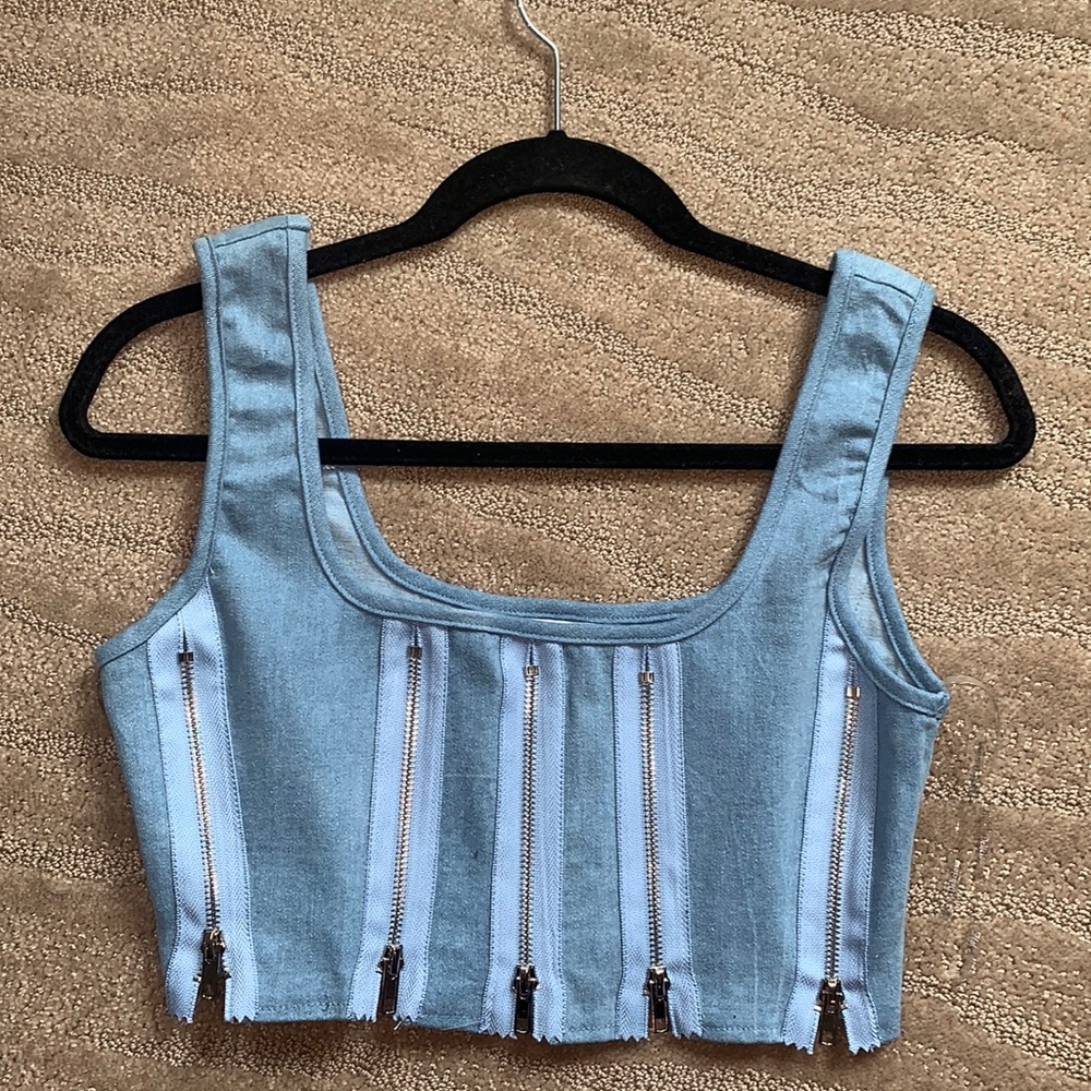 HOT & DELICIOUS CROSS THE LINE ZIPPER TOP - Picture 10 of 12